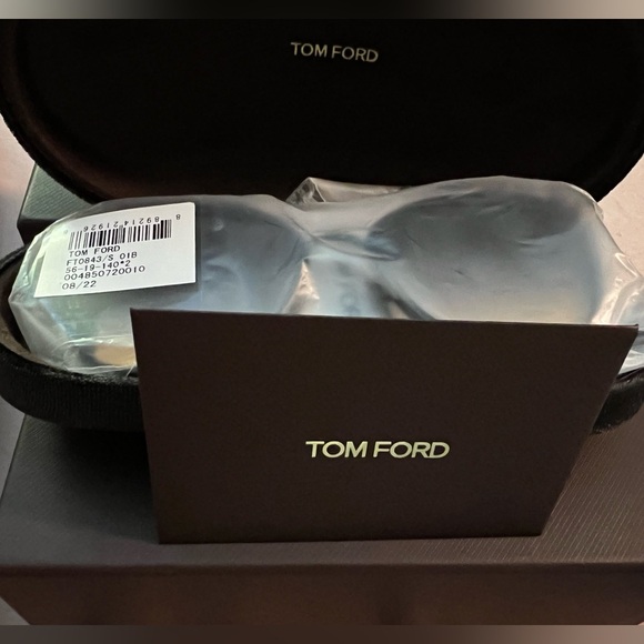 TOM FORD BLACK ROSE GOLD Faryn 56mm Gradient Cat Eye Sunglasses - Picture 7 of 8